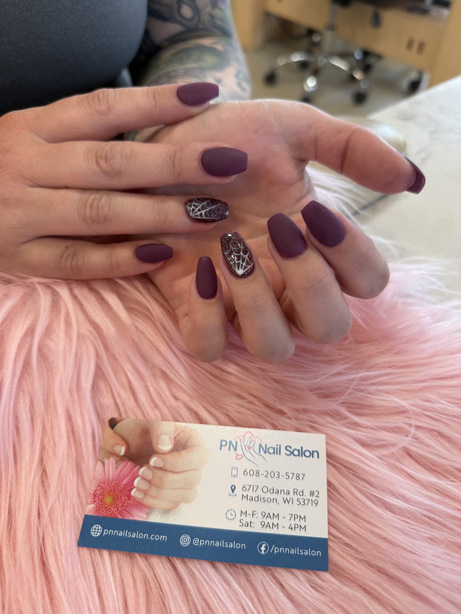 PN Nail Salon logo